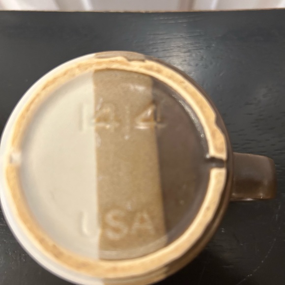McCoy Pottery Tri-color Brown Sandstone Creamer 1414 USA - Picture 3 of 4